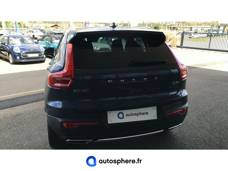 VOLVO XC40 D3 ADBLUE 150CH INSCRIPTION LUXE GEARTRONIC 8 - Miniature 4