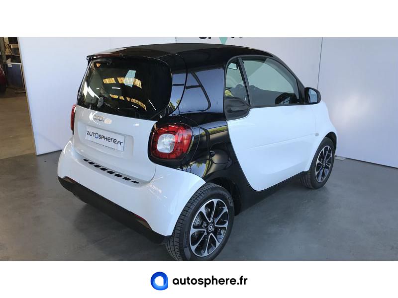 SMART FORTWO COUPE 90CH PASSION TWINAMIC - Miniature 2