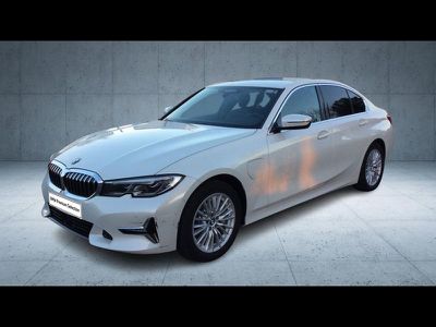 Bmw Serie 3 330eA 292ch Luxury occasion
