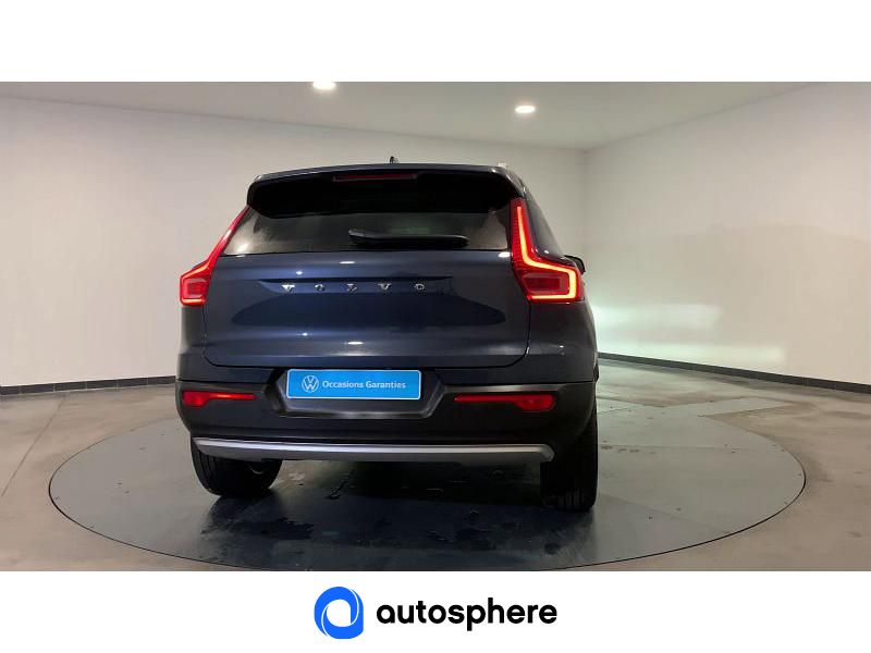 VOLVO XC40 T2 129CH BUSINESS GEARTRONIC 8 - Miniature 4